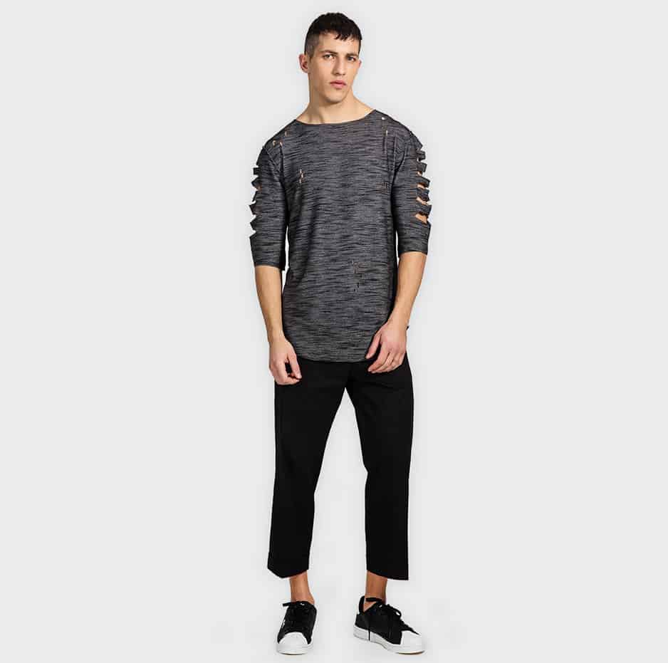 Tshirt with lazer cuts on shoulders-black