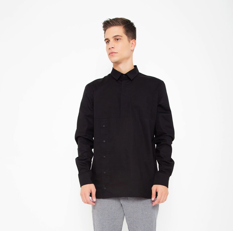 Black shirt with buttons_thumbnail
